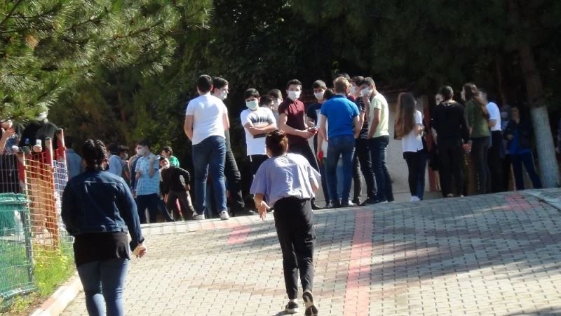 LGS sınavına girmesiyle çıkması bir oldu
