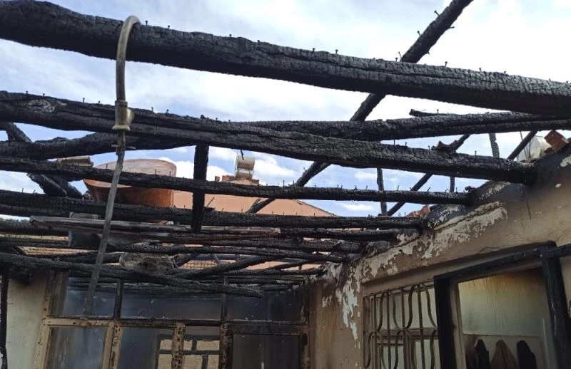 Odun sobası yangına neden oldu
