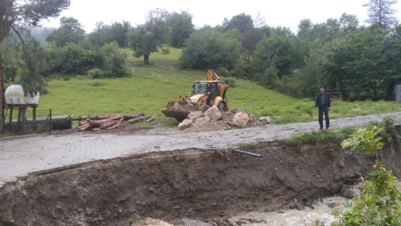 Özel İdare dere yataklarına müdahale etti
