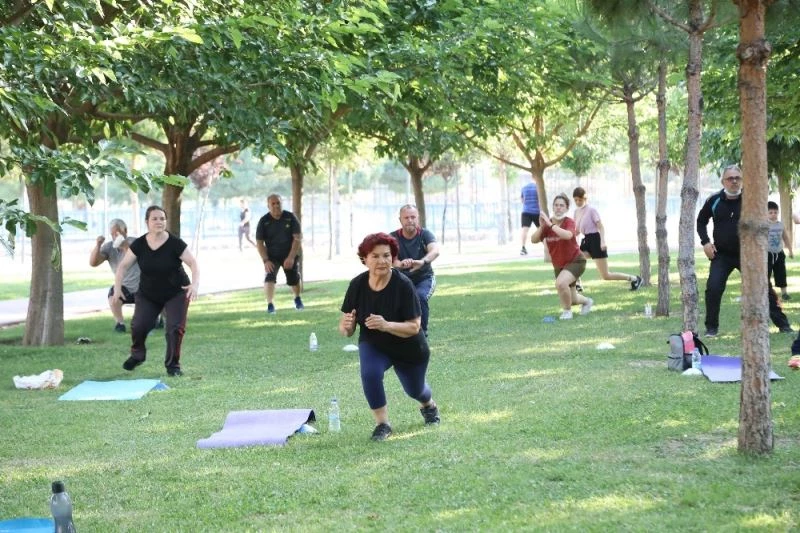 Bayraklı’da spor aktiviteleri başladı
