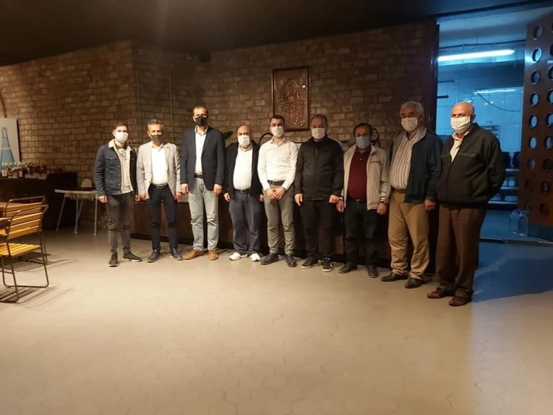 İl Başkanı Karabıyık, İl Gençlik Kolları Teşkilat Başkanı Yıldırım’ı askere uğurladı
