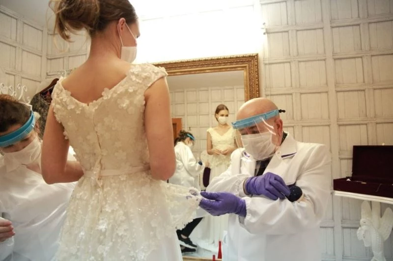 Ünlü modacı Özceyhan, modada pandemi sürecini değerlendirdi
