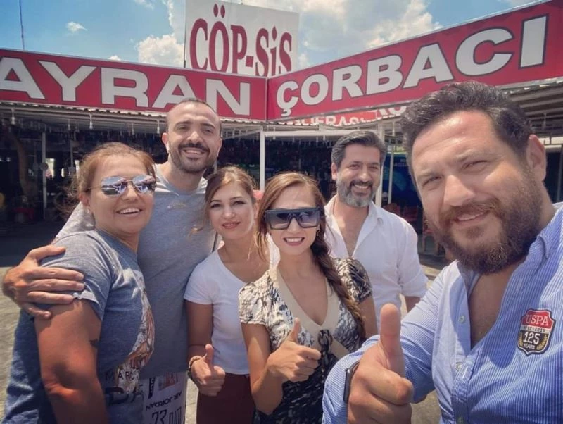 Demet Akalın, 140 yıllık lezzetten vazgeçemiyor
