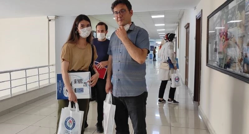 Kağızman’a atanan öğretmenlere hediyeli karşılama
