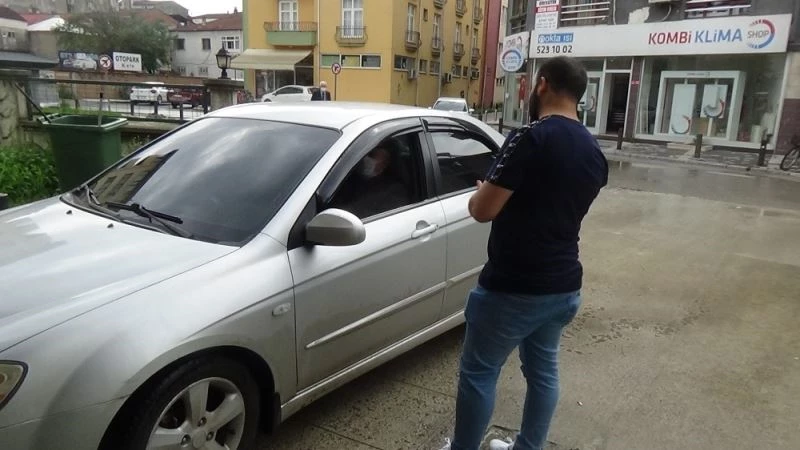 Dolu uyarısı, kapalı otoparkları doldurdu
