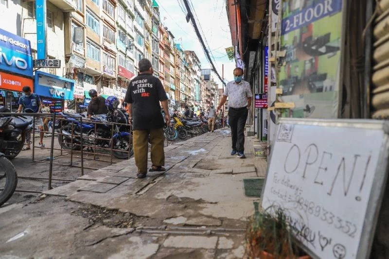 Nepal’de karantina uygulaması hafifletildi, vaka sayısı artışa geçti
