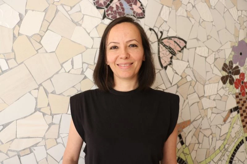 Mor güzellik zehirleyebilir
