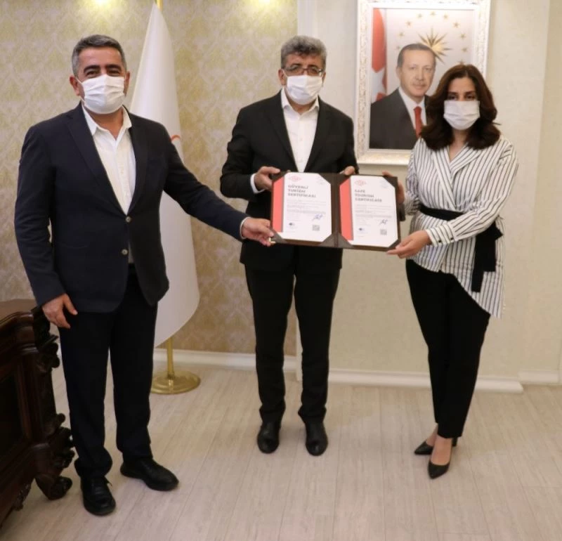 Hilton’a bölgenin ilk ‘Güvenli Turizm’ sertifikası
