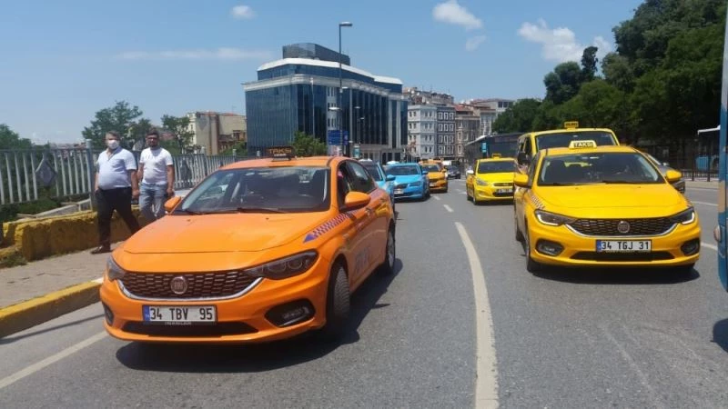 Taksicilerden “5 bin yeni taksi” kararına tepki
