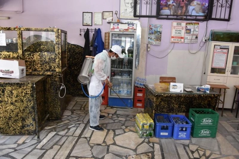 Nazilli’de tüm kahvehaneler dezenfekte ediliyor
