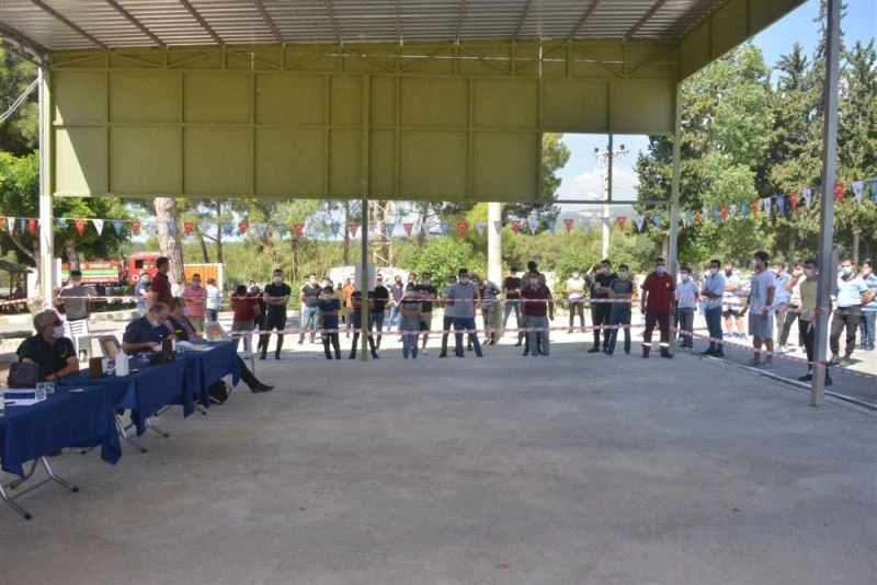 Mersin’de 15 geçici işçi alımına 2 bin 636 kişi başvurdu
