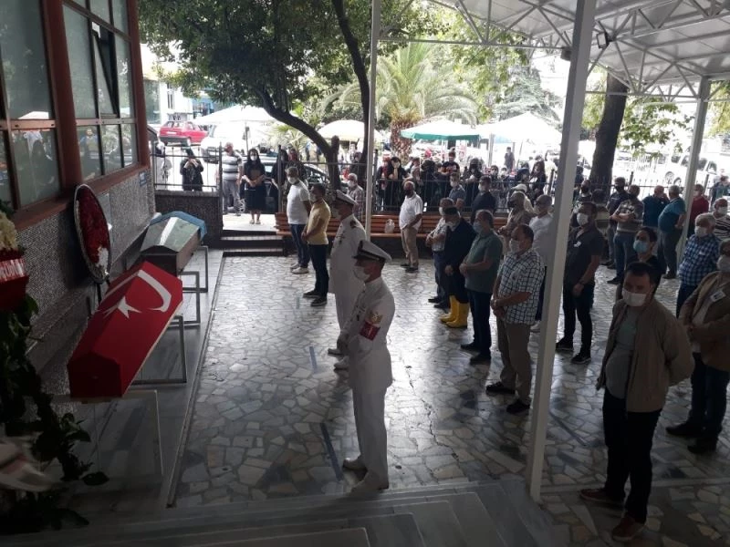 Tiyatro sanatçısı Tanrıver hayatını kaybetti
