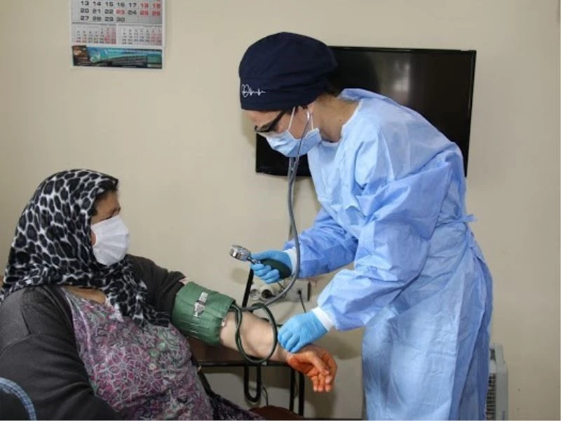 Büyükşehir’den salgın döneminde bin 635 kişiye evde sağlık hizmeti
