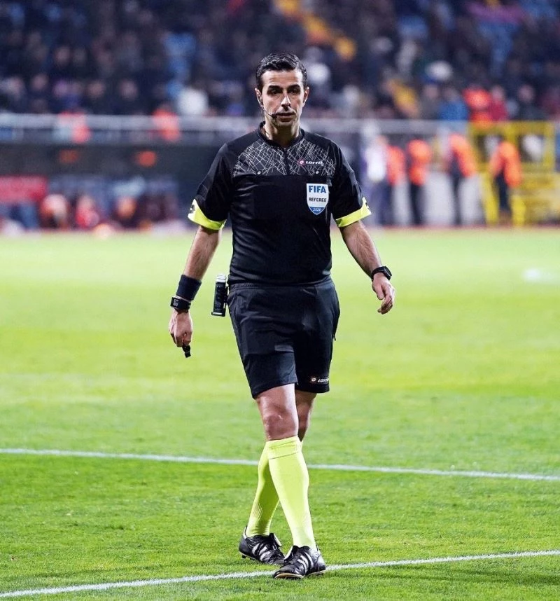 Mete Kalkavan 19. kez düdük çalacak
