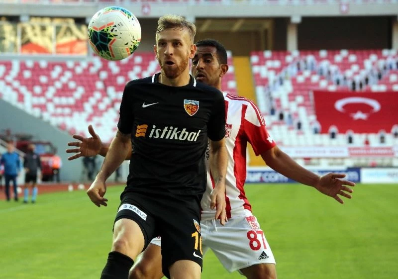 Sivasspor 434 gün sonra sahasında yenildi
