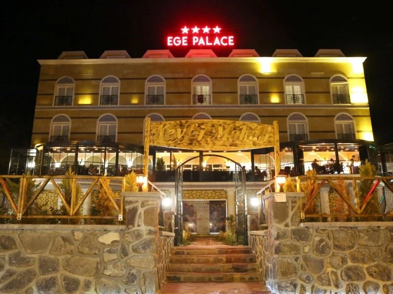 Eynal Kaplıcaları’nda ’Fizik Tedavi ve Rehabilitasyon Merkezi’ açıldı
