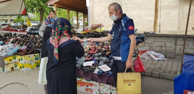 Serdivan’da normalleşmenin ilk haftasında pazar yerleri denetlendi
