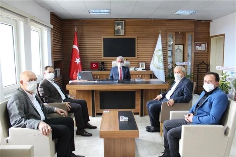 Osmaneli Kaymakamı Nazif Yavuz’dan Müftü Ali Erhun’a ziyaret
