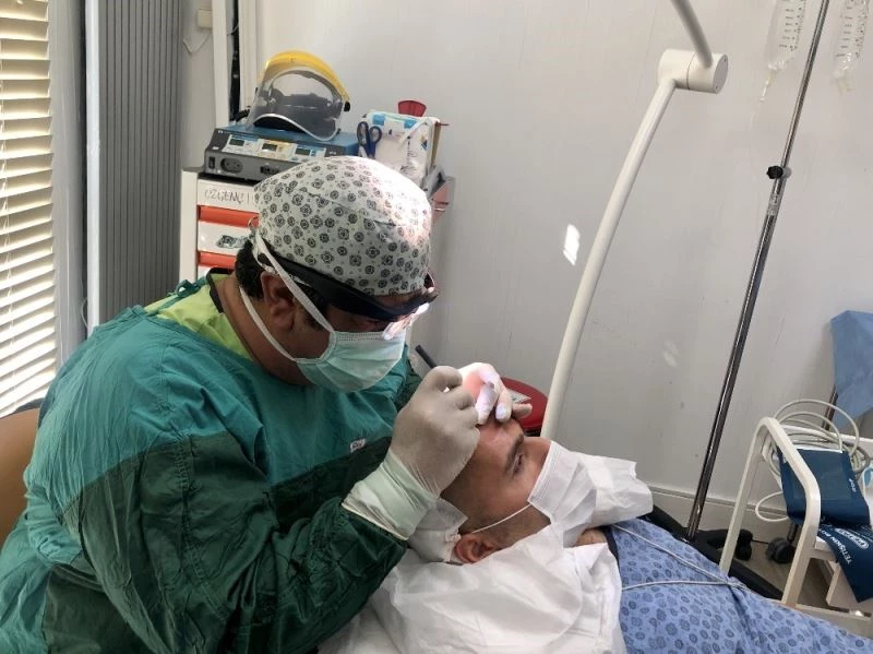 Saç ekimi özgüveni artırıyor
