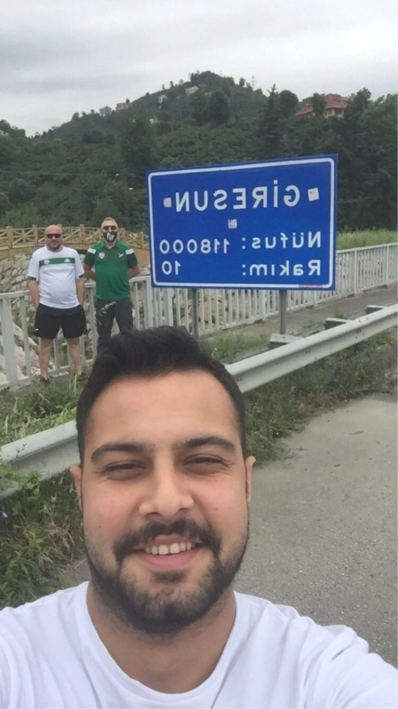 Giremeyecekleri maç için 940 kilometre yol gittiler
