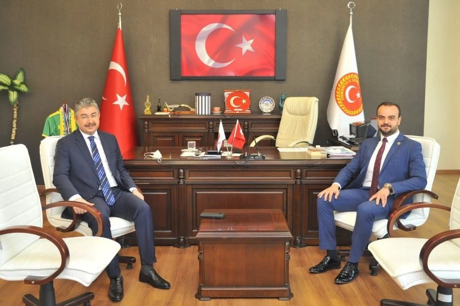 VALİ YILMAZ, İL ÖZEL İDARESİNDEN BRİFİNG ALDI