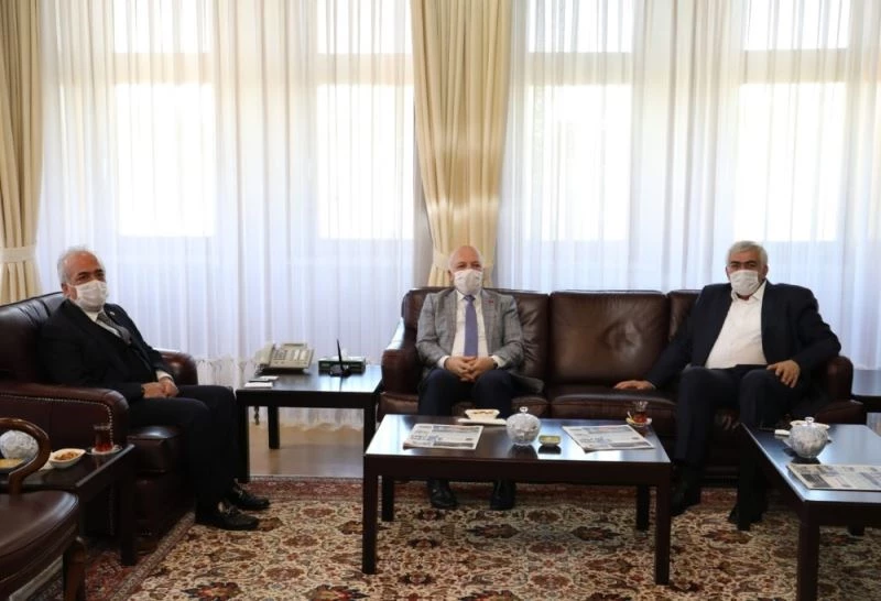 Üniversite-Büyükşehir Belediye birlikteliği güçlenerek devam ediyor
