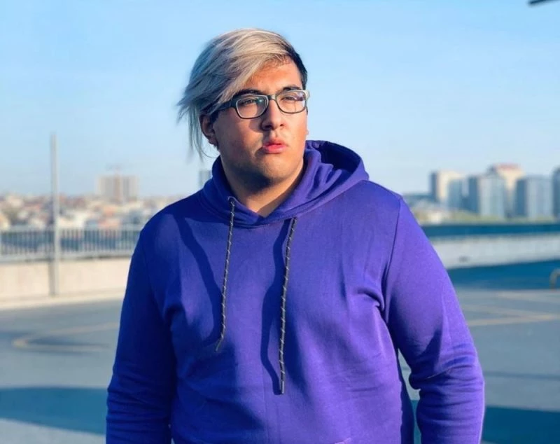 Sosyal medya fenomeni yarışmadan kazandığı 20 bin lirayı LÖSEV’e bağışlayacak
