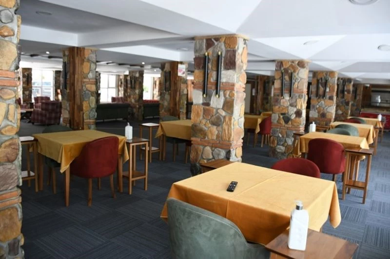 Oylat kapılarını açtı
