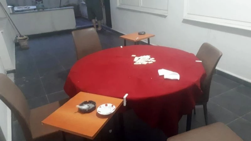 Sosyal mesafe ihlali ve kumara 9 bin 450 TL ceza
