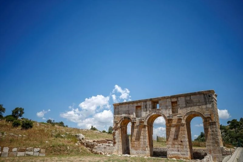 Patara doğa, tarih ve kültürle baş başa bir tatil imkanı sunuyor