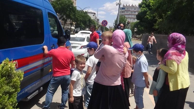 Interpol tarafından aranan DEAŞ’lı kadınlar sınır dışı edilecek
