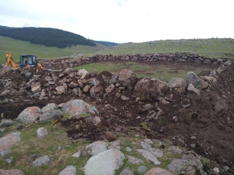 Germicek Yaylasına hayvan ağılı yapıldı
