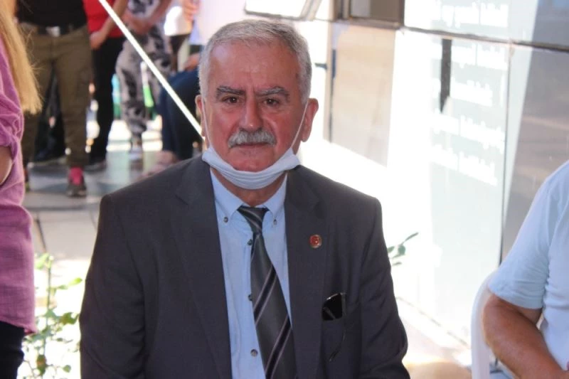 Erdek’in yeni belediye başkanı Hasan Yapakçı oldu
