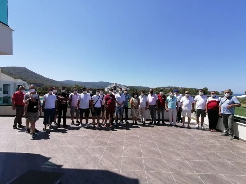 250 bölge seyahat acentesi Kuşadası’nda bir araya geldi
