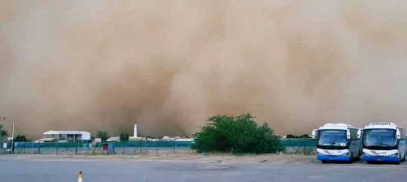 Umman’ı büyük bir kum fırtınası vurdu
