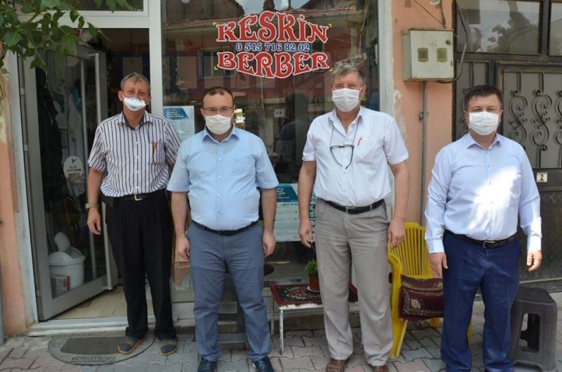 Belediye personeline ücretsiz traş
