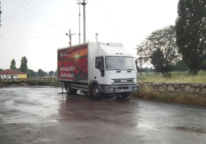 Tunçbilek beldesinde hava kalitesi ölçümü yapılıyor
