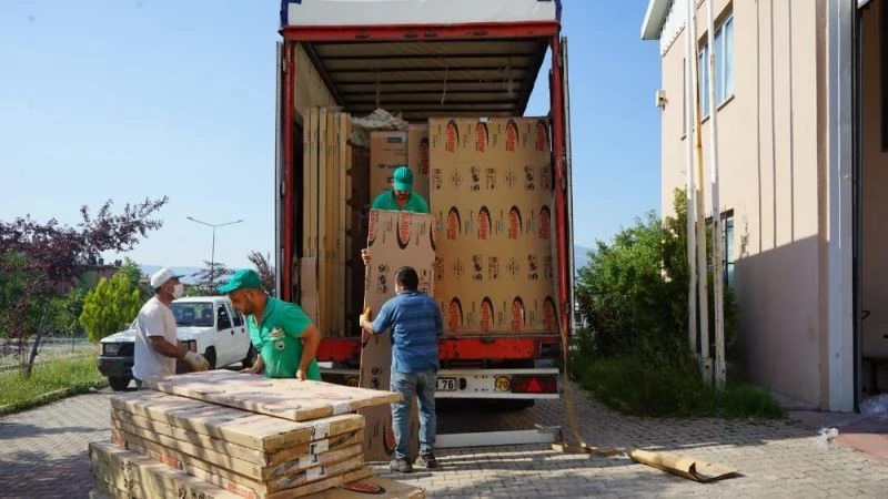 Sel mağduru 60 ailenin mobilyası İnegöl’den
