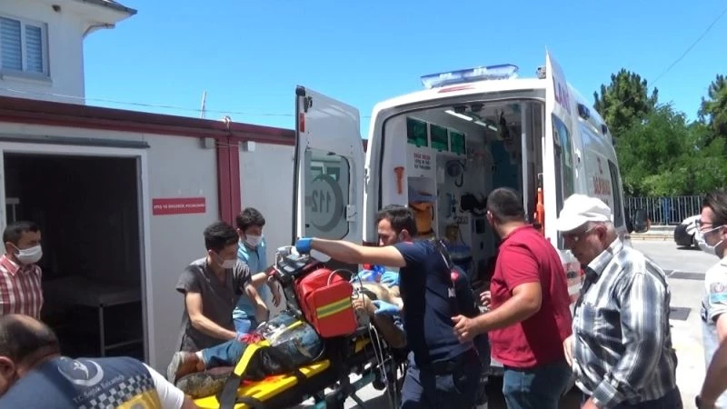 Tankerin altında kalan karayolları işçisinin ayakları koptu
