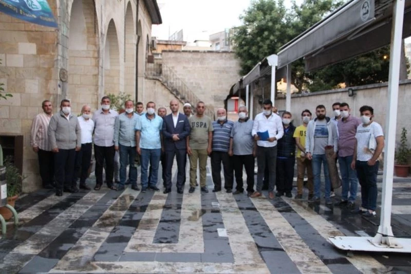 Ayasofya’nın tekrar ibadete açılması nedeniyle şükür namazı kıldılar
