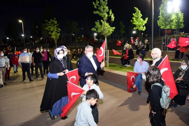 Çorum halkı Ayasofya camisinin ibadete açılmasını mehterle kutladı
