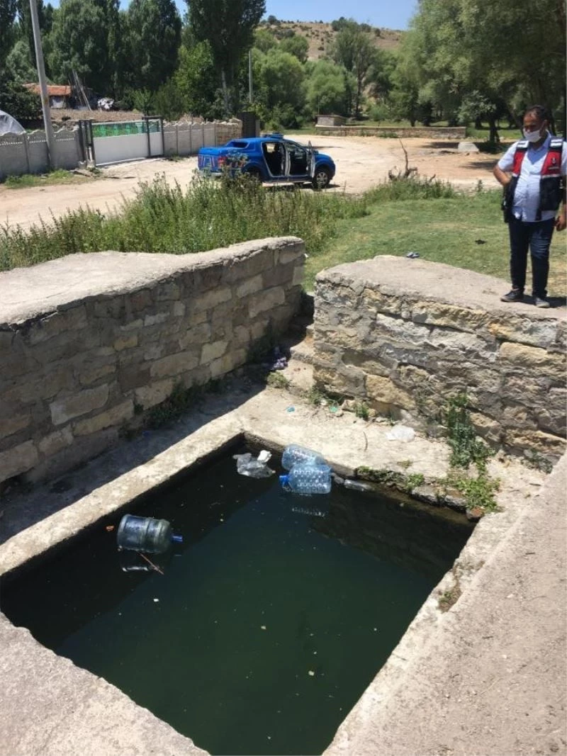 Küçük çocuklar eğlenmek için girdikleri su kuyusunda boğuldular

