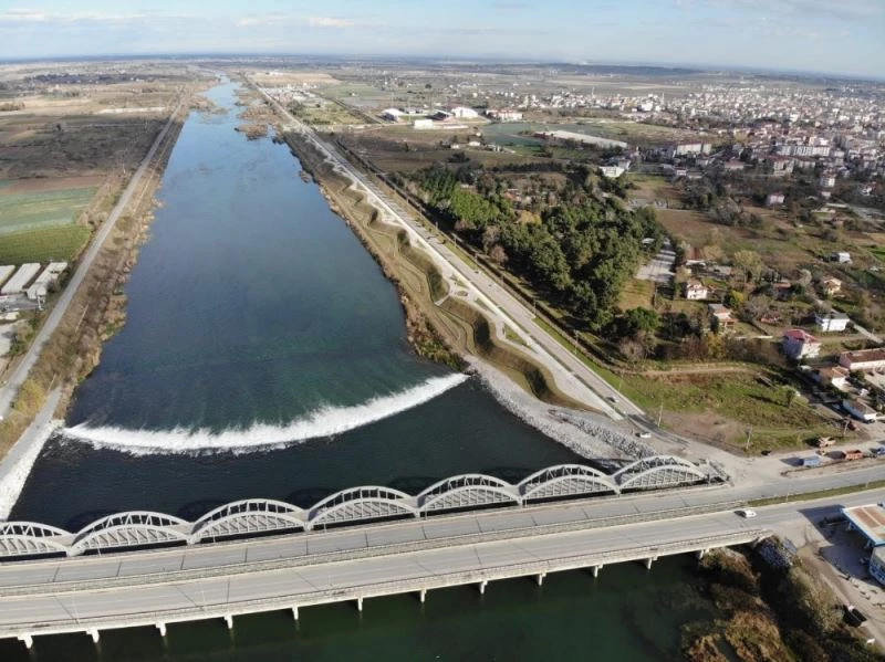 Kızılırmak kıyısına Millet Bahçesi
