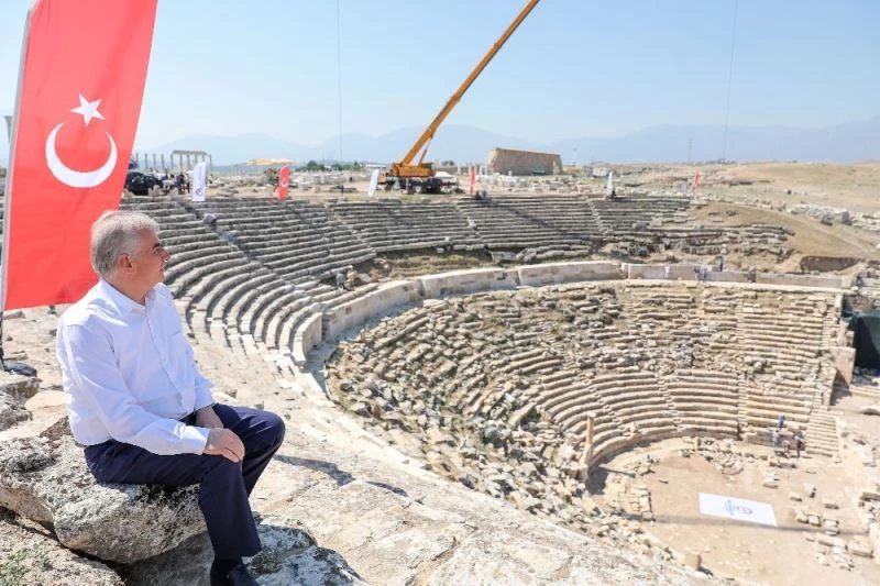 Laodikya gün yüzüne çıkıyor
