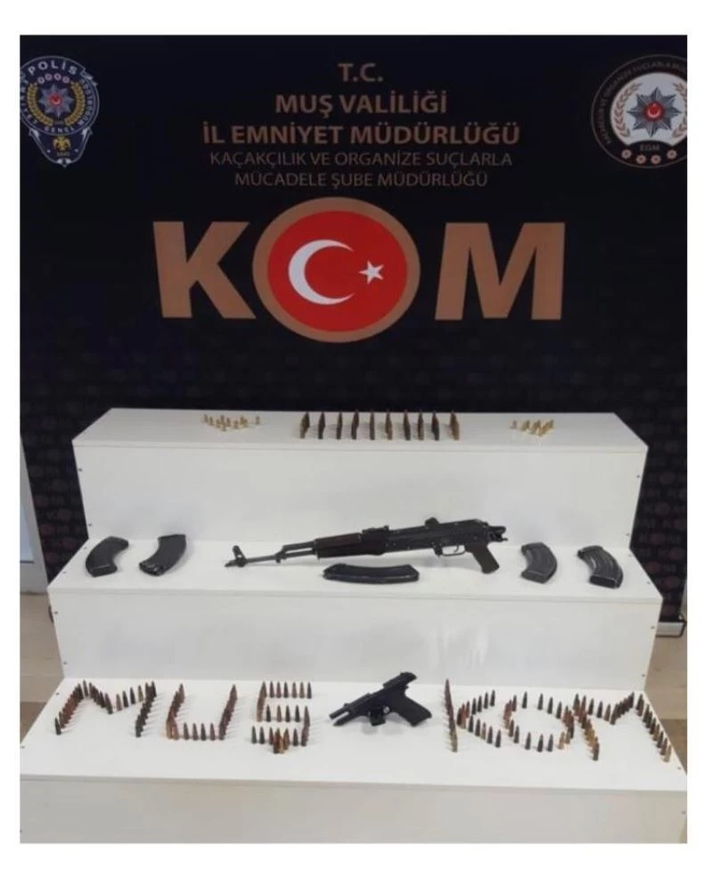 20 sürücü adayı yerine ehliyet sınavına giren “joker” aday polise yakalandı
