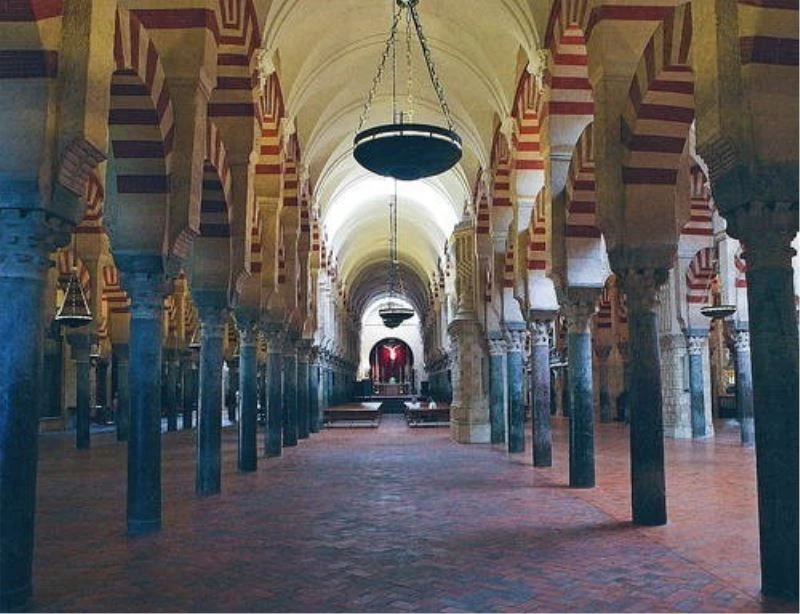 Kiliseye dönüştürülen Kurtuba Camii
