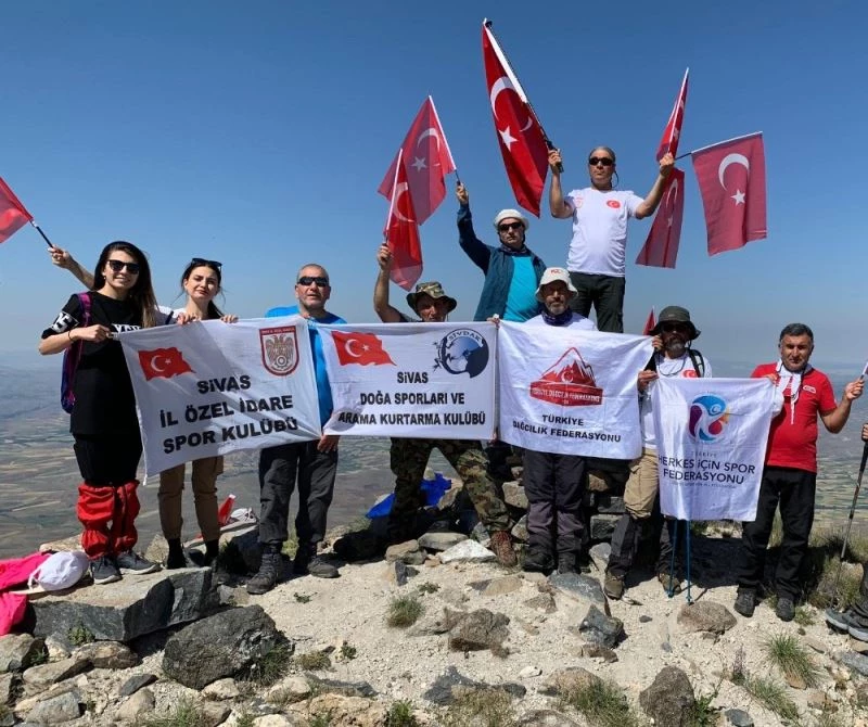 15 Temmuz anısına tırmandılar
