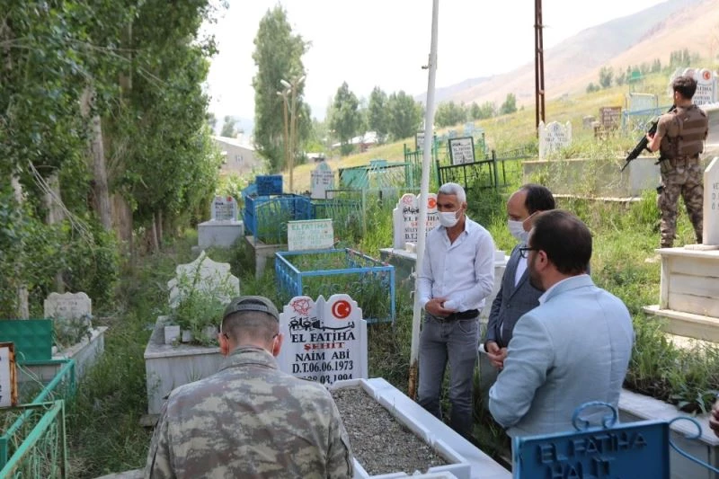 Kaymakam Solak’tan şehit ailesine ziyaret
