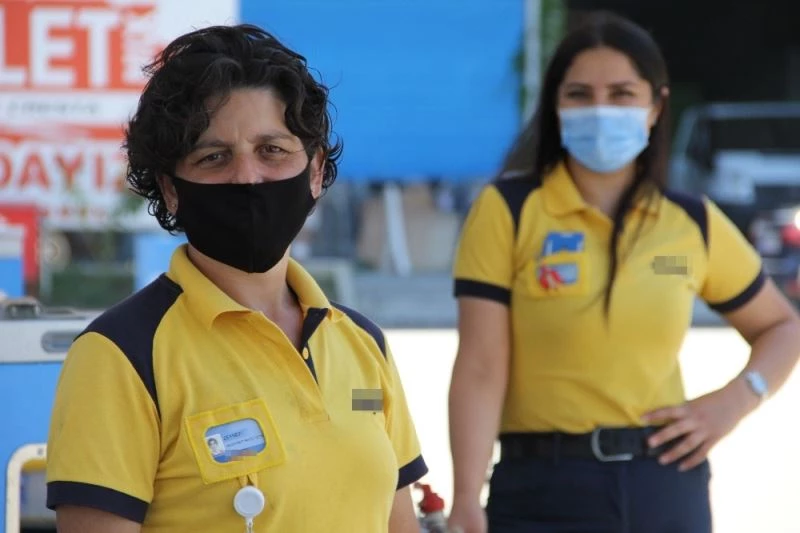 Akaryakıt pompasına kadın eli değdi
