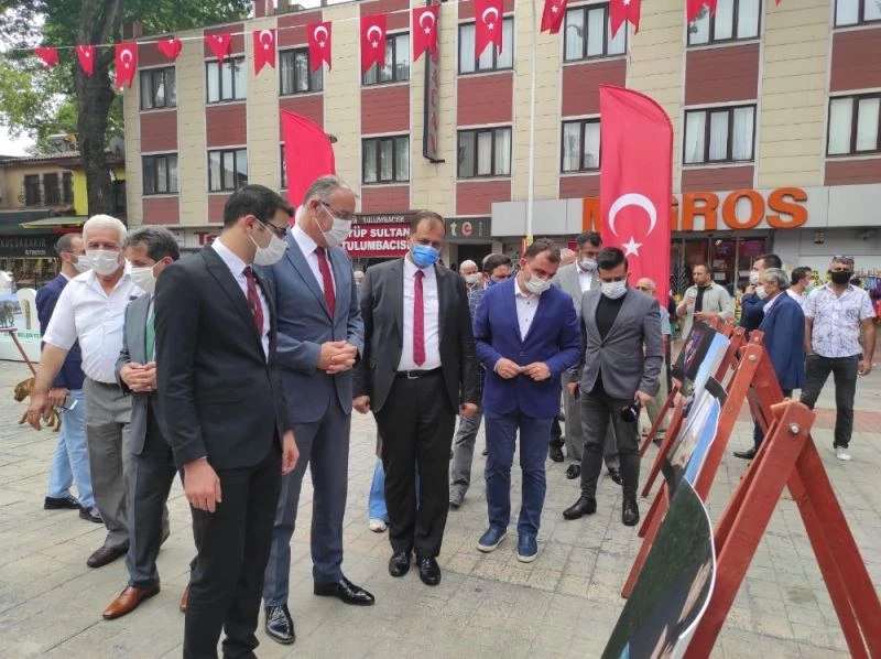15 Temmuz’un çarpıcı fotoğrafları İznik’te izlenime açıldı
